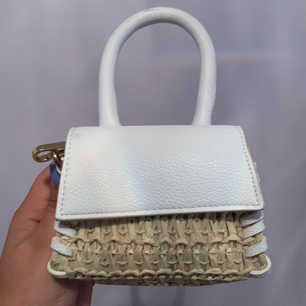 Small white forever 21 bag